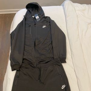 Men’s Nike Track Suit
